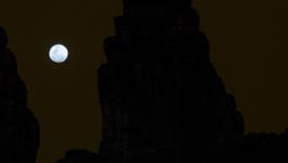Nachthimmel Mond Kambodscha Infrarot